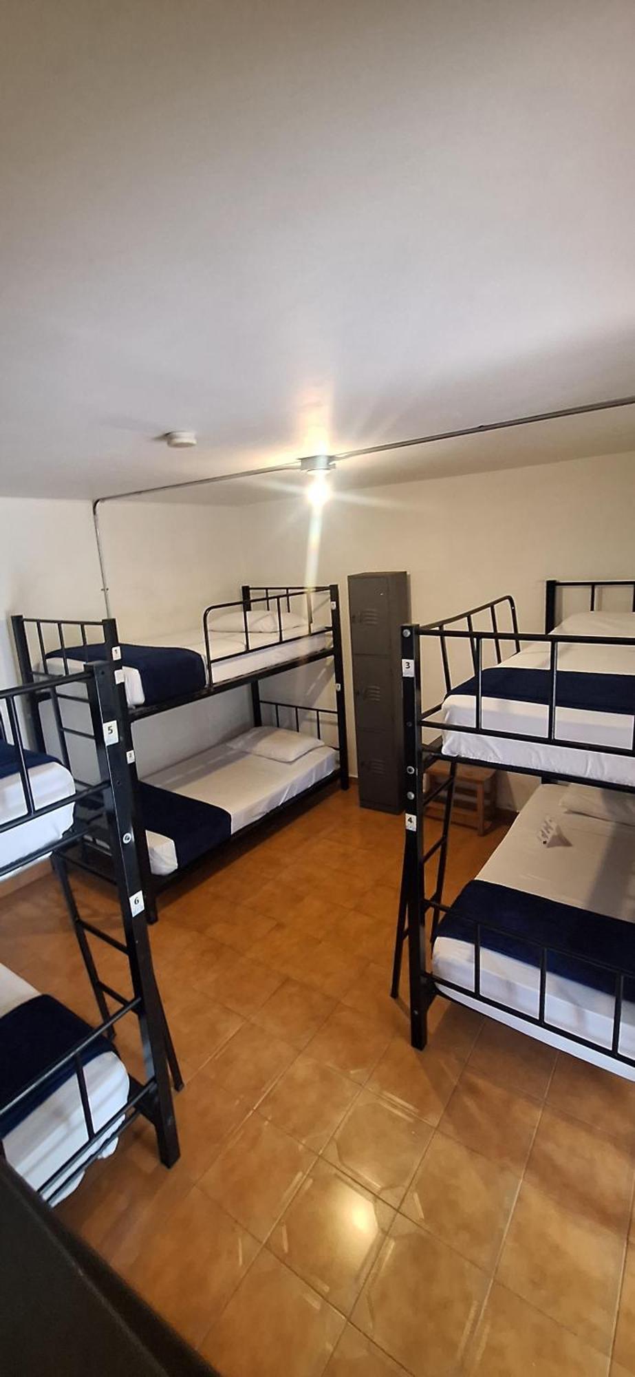 Yolo Hostel Медельїн Екстер'єр фото